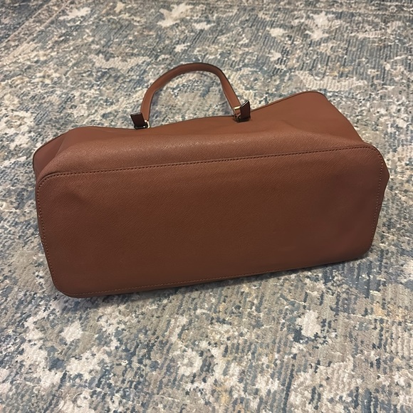 Michael Kors textured leather tote - Picture 4 of 14